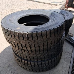 315/80R22.5 Dunlop Drive Truck Tyre