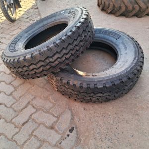 315/80R22.5 Everton All Position Truck Tyre from China