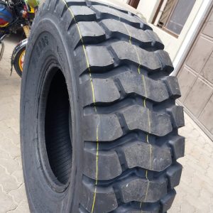 17.5R25 Roadhiker Radial Industrial Tyre L3 – China