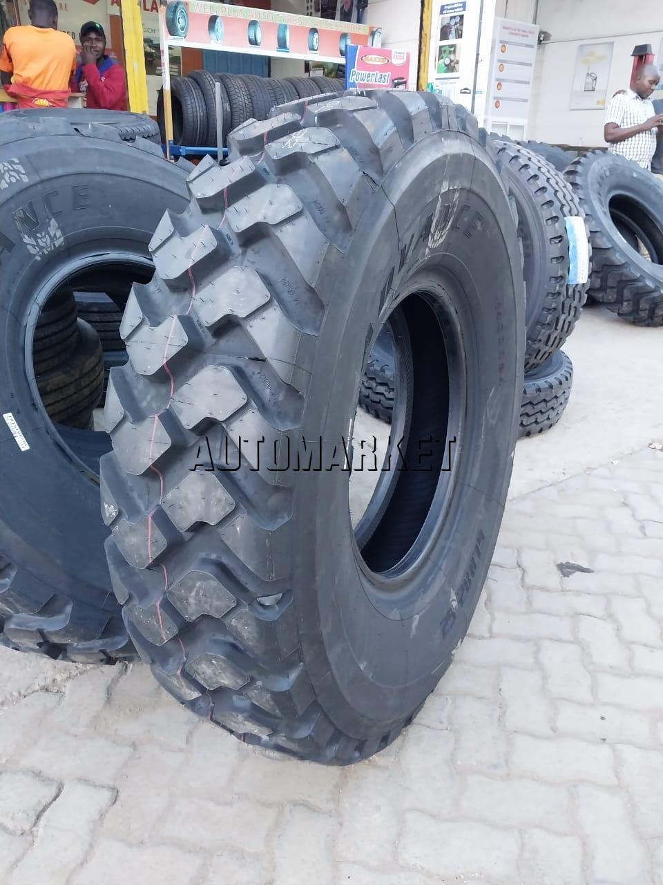 14.00R24 Advance Industrial Tyre from China