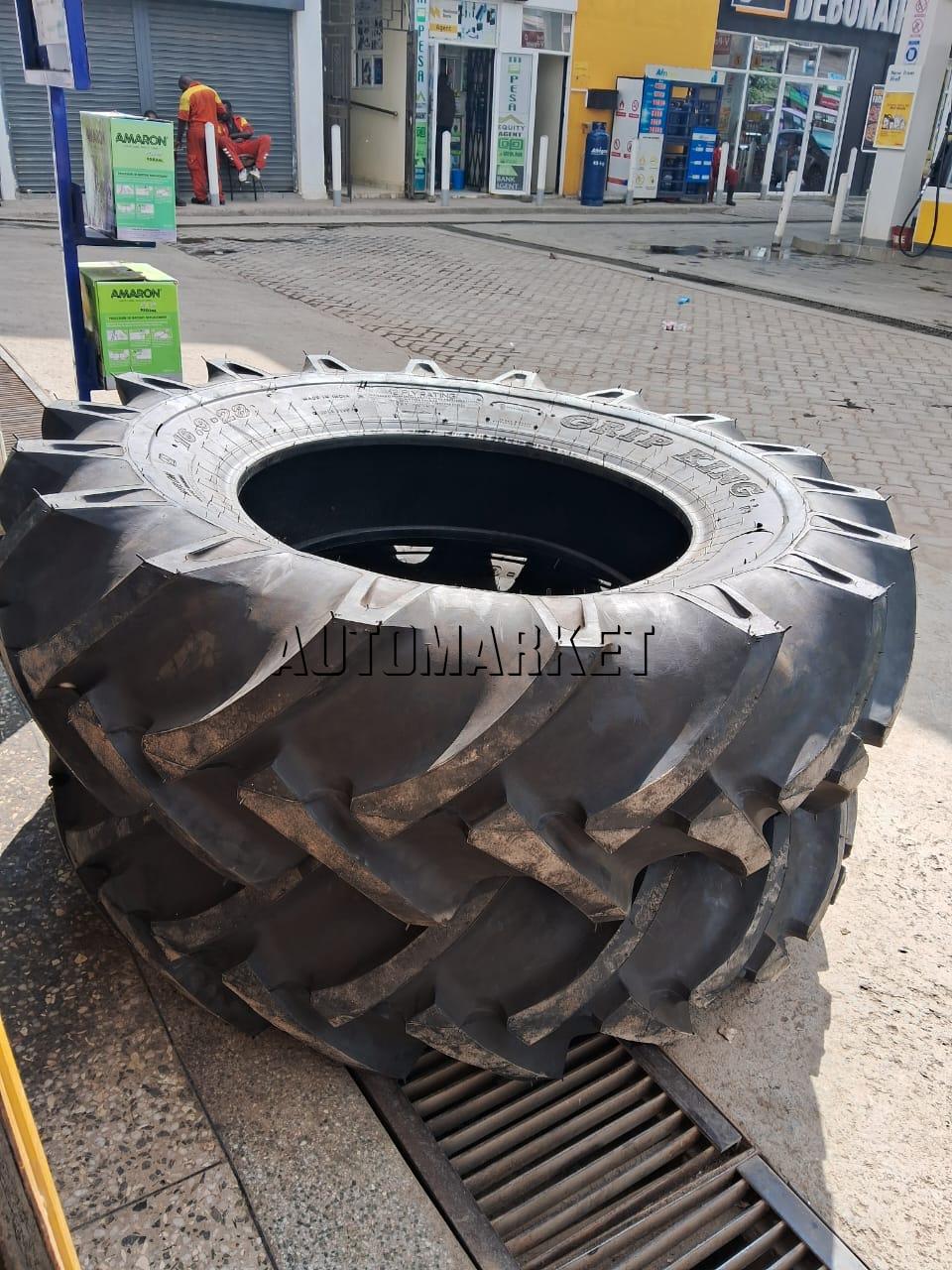 16.9-28 SWT 12PR Agricultural Tyre in Kenya
