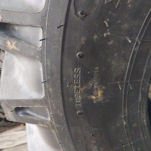 12.5-20 Speedways 14 Ply Industrial Tyre from India