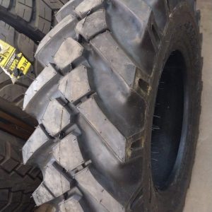 12.5-20 Speedways 14 Ply Industrial Tyre from India