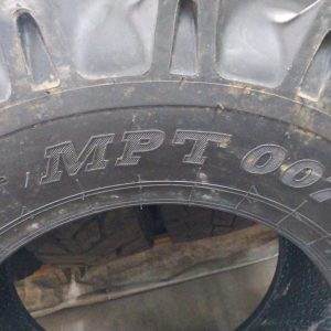 12.5-20 Speedways 14 Ply Industrial Tyre from India