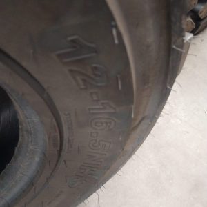 12-16.5 Advance Industrial Tyre from China