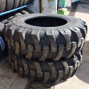 16.9-28 Rungold Industrial Tyre 16 Ply – China