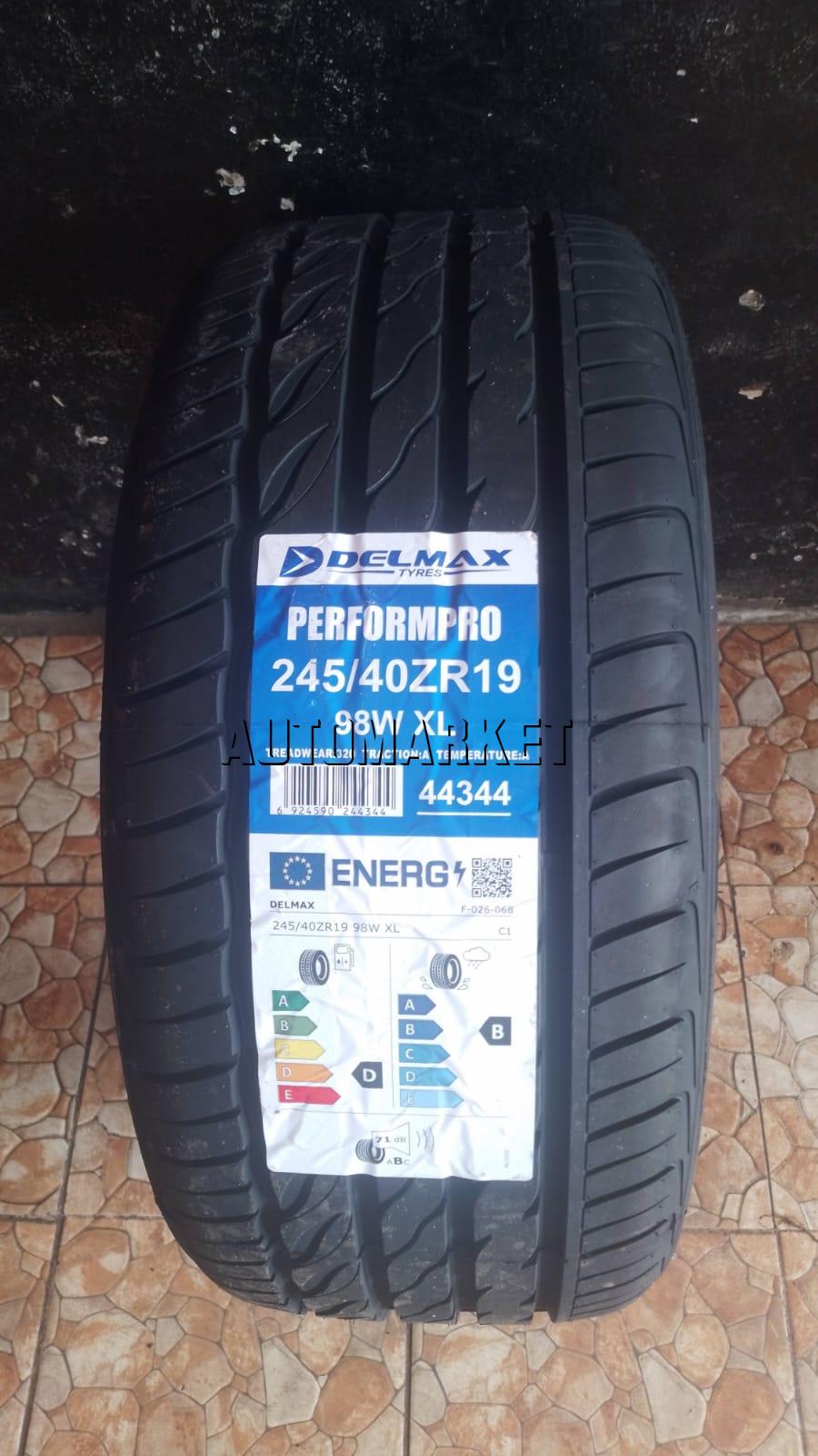 245/40ZR19 Delmax Tyre