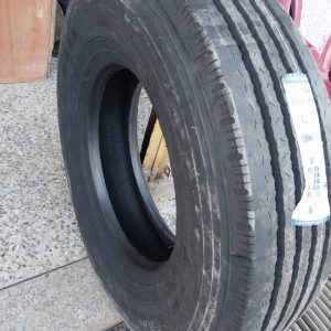 9.5R17.5 Triangle Truck Tyre from China