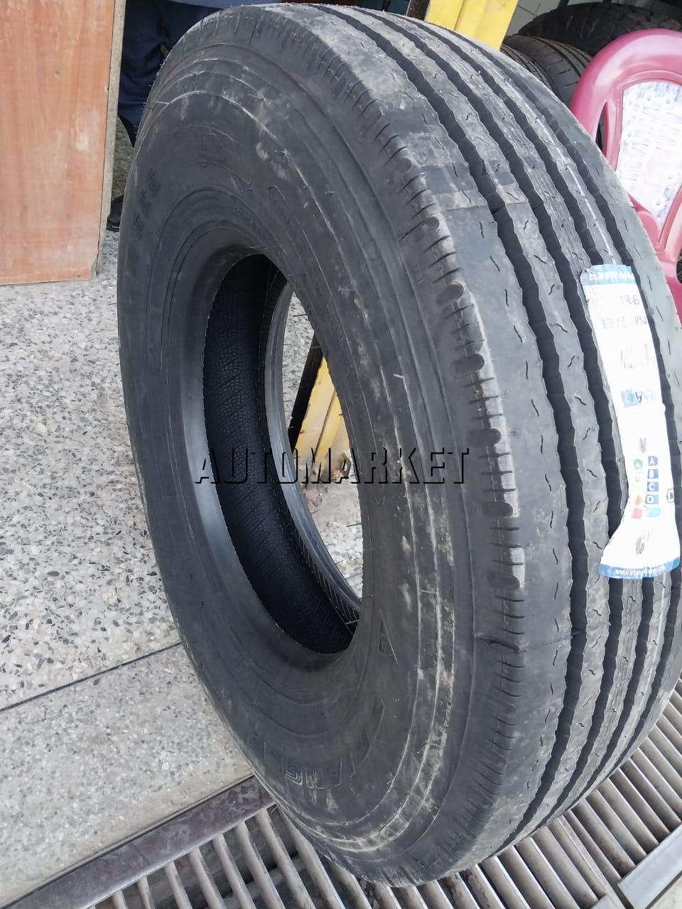 9.5R17.5 Triangle Truck Tyre from China