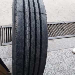 9.5R17.5 Triangle Truck Tyre from China