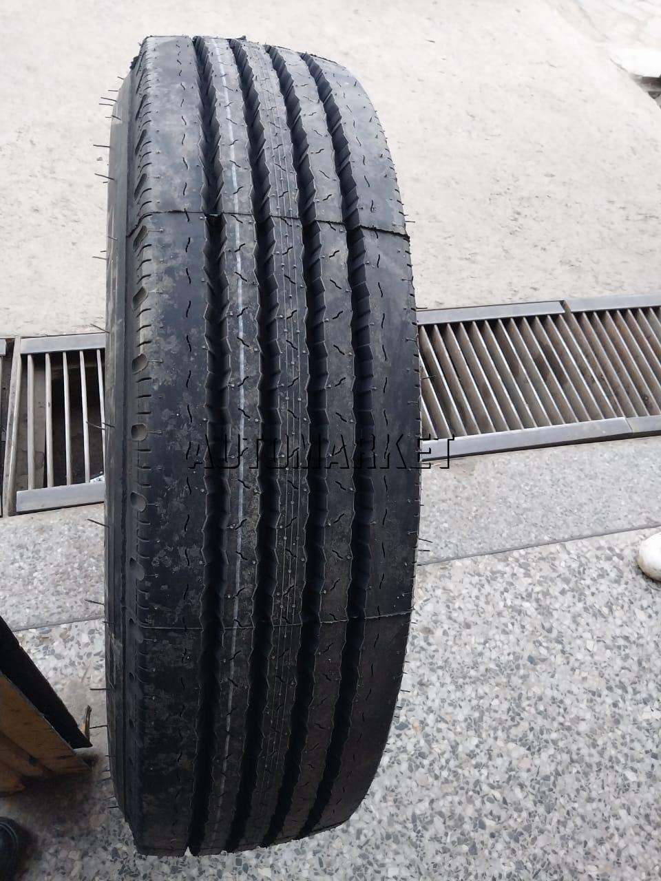 9.5R17.5 Triangle Truck Tyre from China