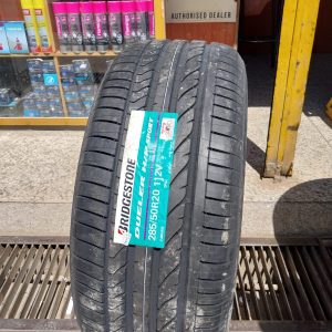 285/50R20 Bridgestone Dueler Tyre in Kenya – 112H