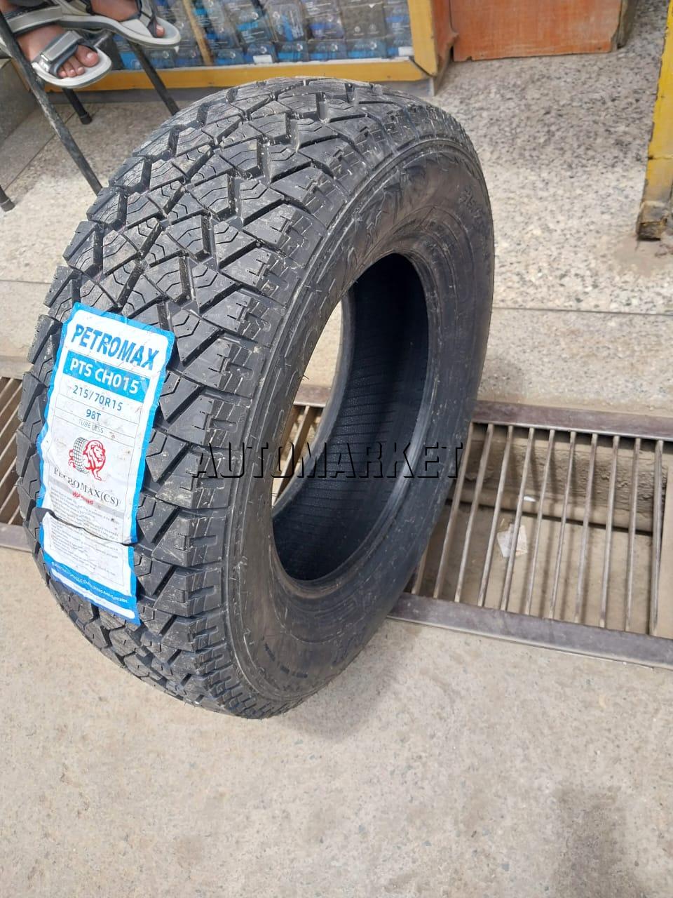 215/70R15 Petromax Tyre (China)