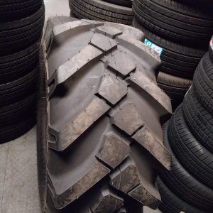 18-19.5 SWT Industrial Tyre 18 Ply – India