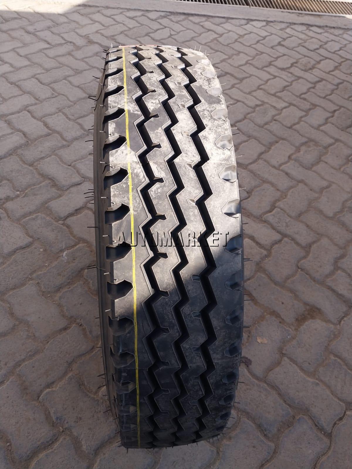 8.25R16LT Sportrak Truck Tyre from China