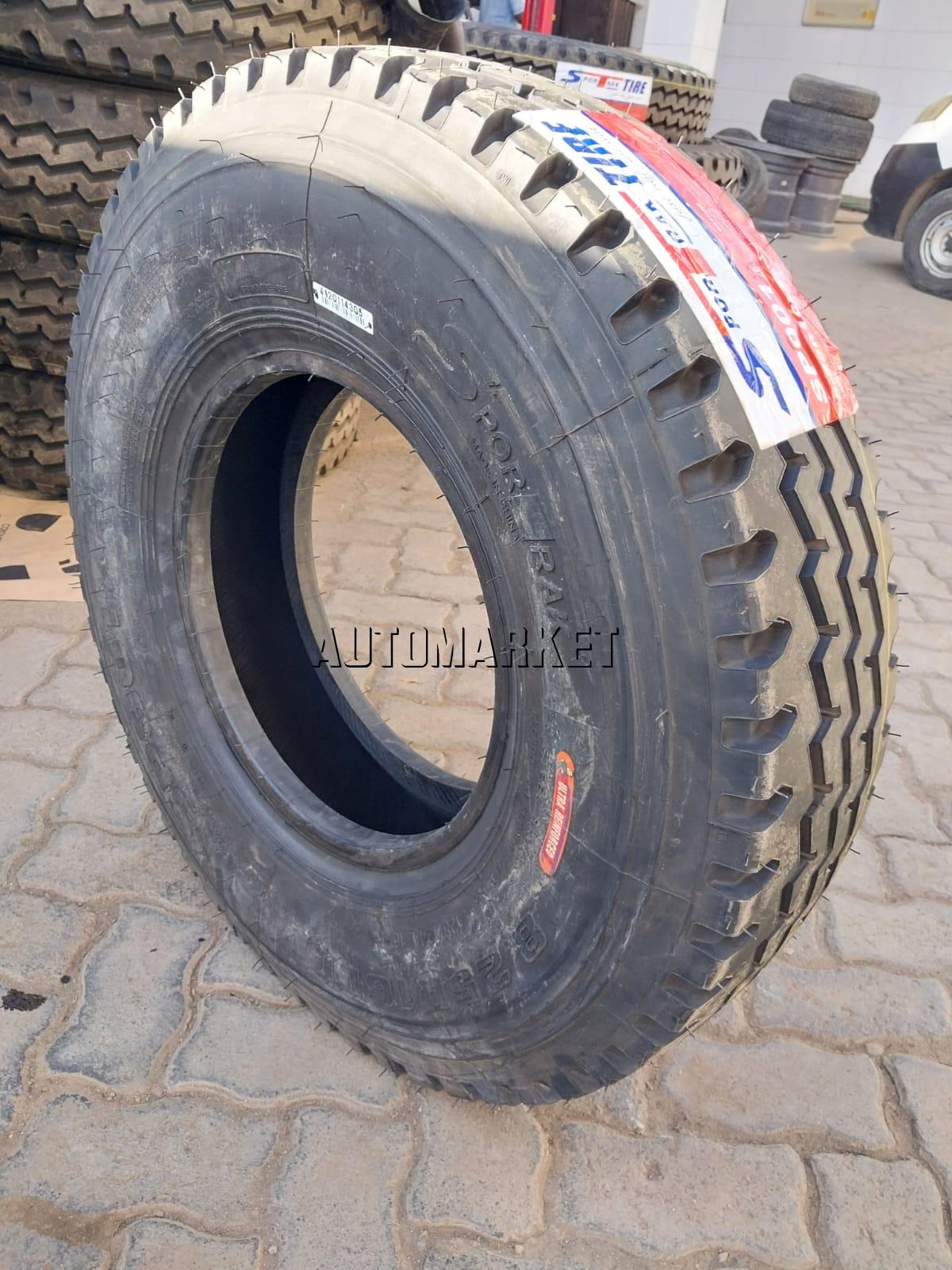 8.25R16LT Sportrak Truck Tyre from China