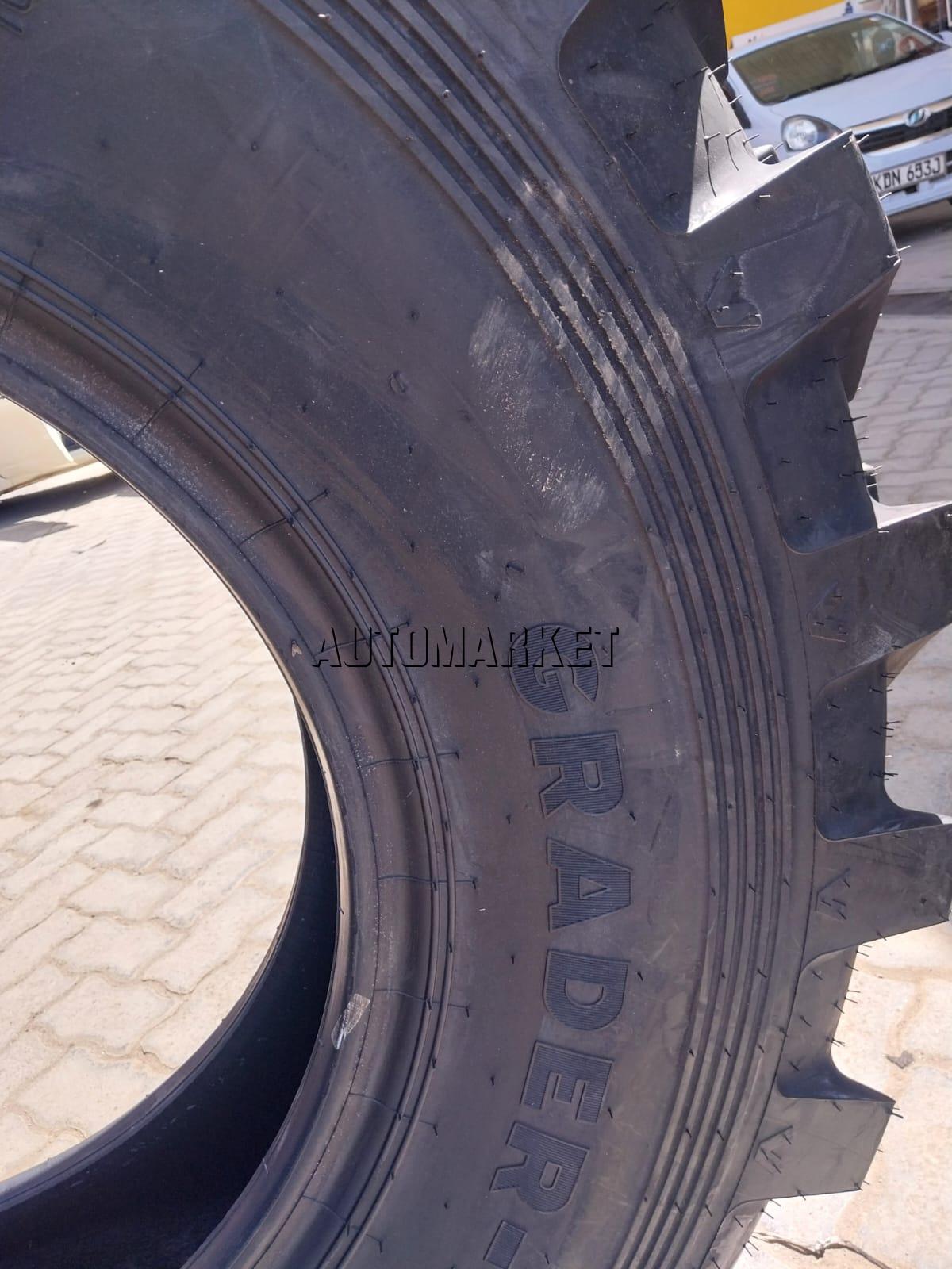 14.00-24 CEAT G2 16PR Industrial Tyre from India