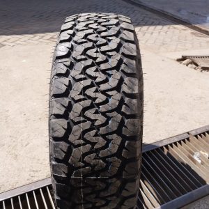265/70R16 Summax AT Tyre in Kenya