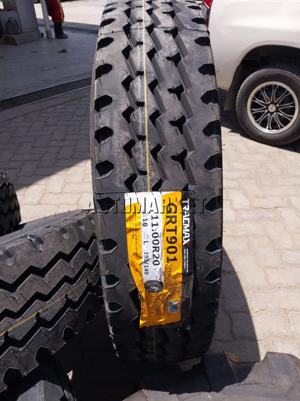 11.00R20 Trackmax Truck Tyre from China