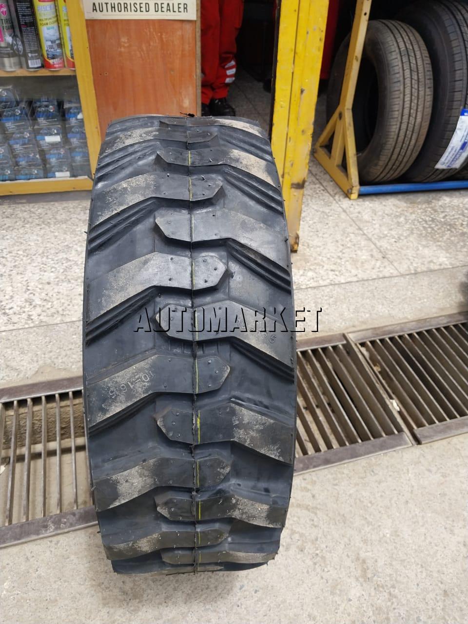 10-16.5 Roadhiker Tubeless Industrial Tyre from China
