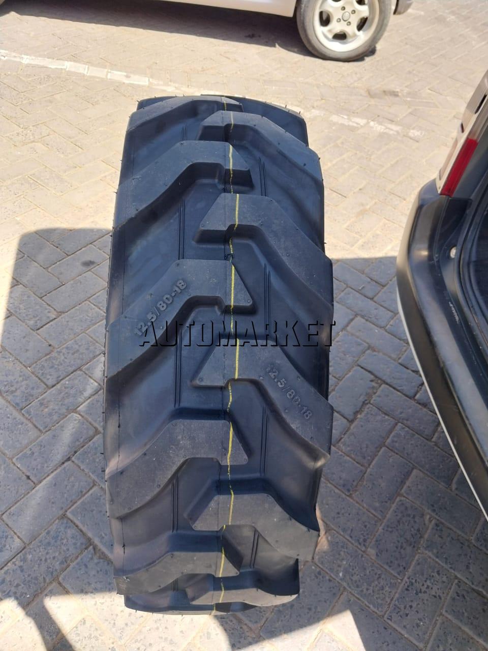 12.5/80-18 Roadhiker 12PR Industrial Tyre from India