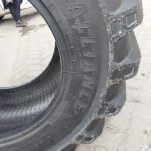 17.5L-24 Alliance Agro-Industrial Tyre 12 Ply – India
