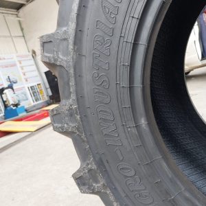 17.5L-24 Alliance Agro-Industrial Tyre 12 Ply – India