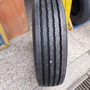 9.5R17.5 Bridgestone Truck Tyre