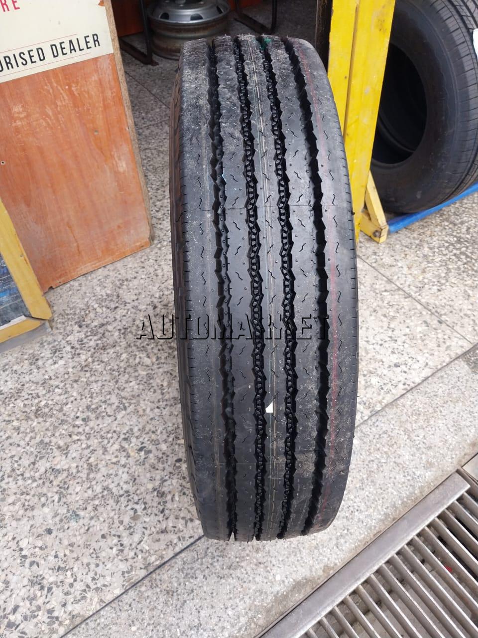 9.5R17.5 Bridgestone Truck Tyre