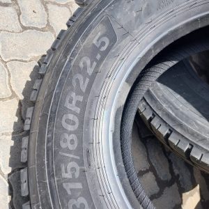 315/80R22.5 Trackmax Drive Truck Tyre from China
