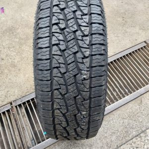 265/65R17 Nexen Tyre