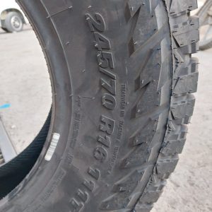 245/70R16 Kumho Road Venture A/T Tyre