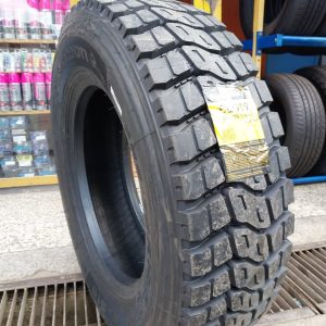 265/70R19.5 Blacklion 18 Ply Drive Truck Tyre from China