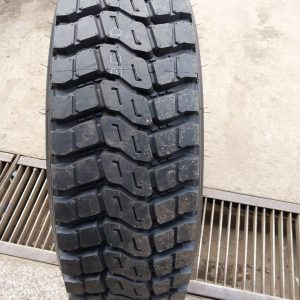 265/70R19.5 Blacklion 18 Ply Drive Truck Tyre from China