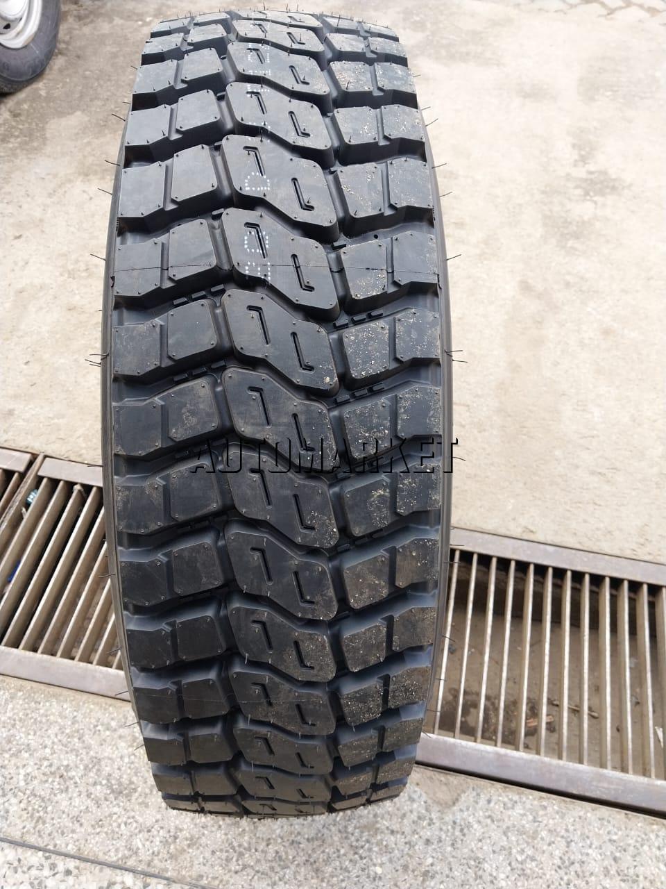 265/70R19.5 Blacklion 18 Ply Drive Truck Tyre from China
