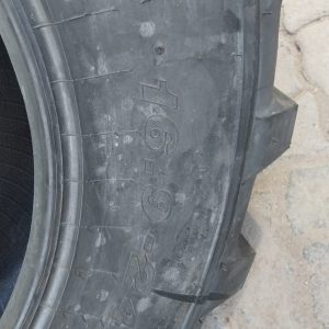 16.9-24 Speedways Industrial Tyre 12 Ply – India