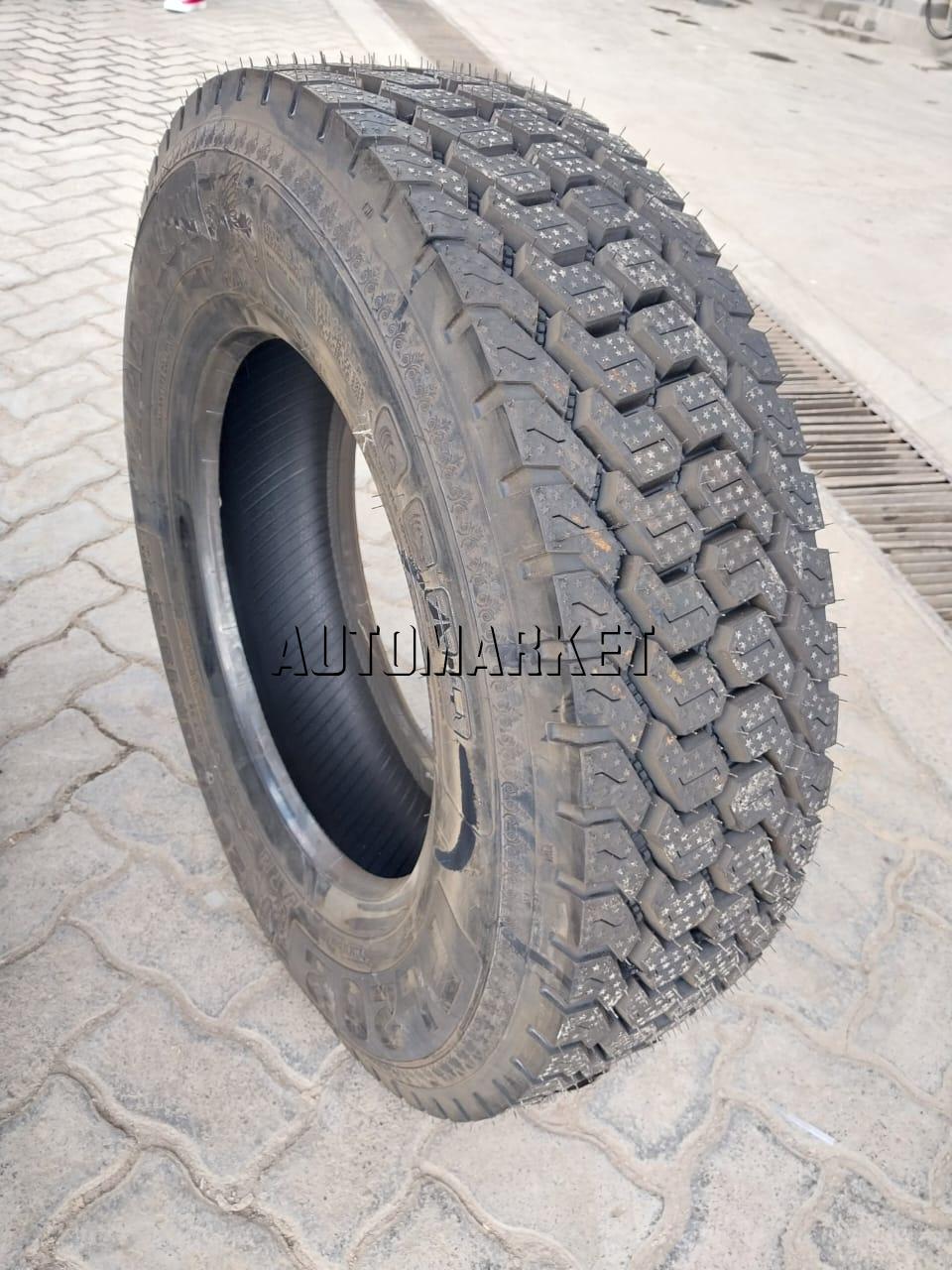 265/70R19.5 Liao Lun Drive Pattern Truck Tyre from China