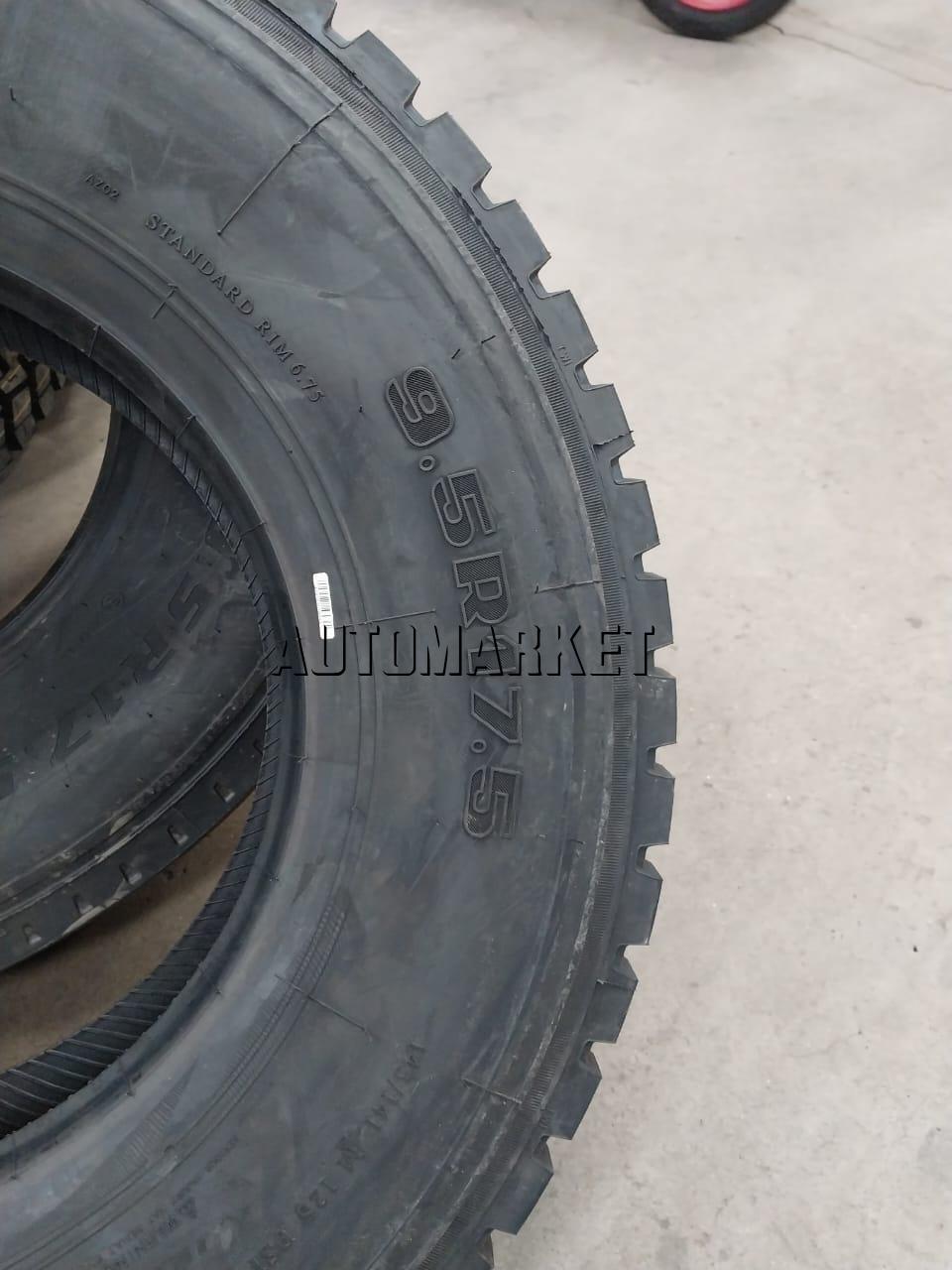 9.5R17.5 Steprising Truck Tyre from China