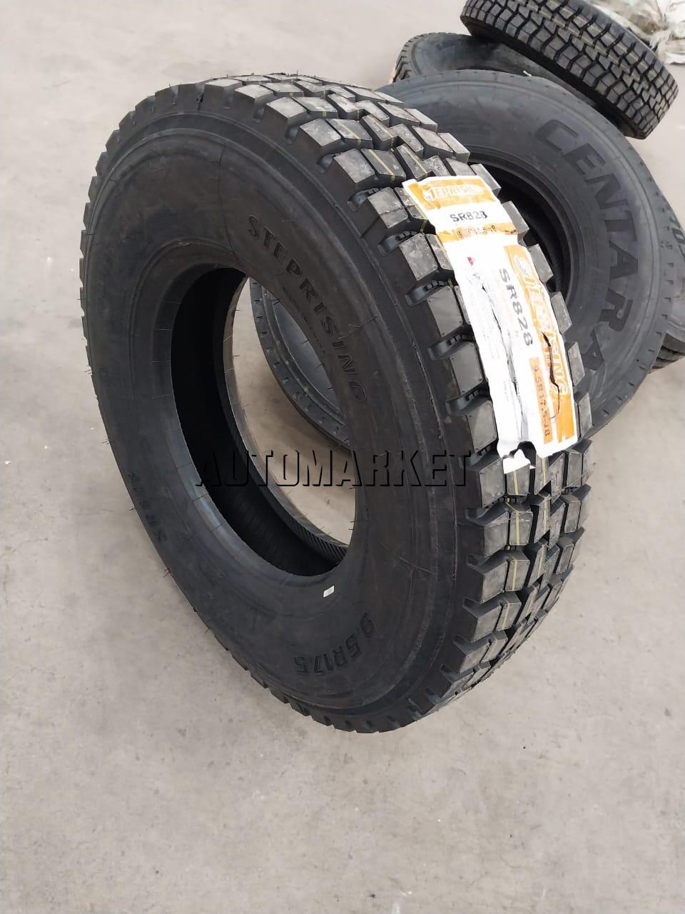 9.5R17.5 Steprising Truck Tyre from China