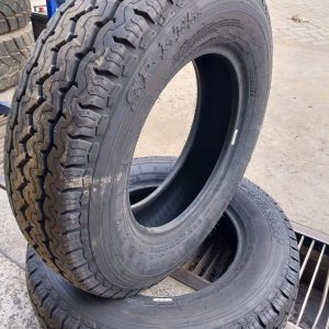 195R15C Dunlop SP LT5 Commercial Tyre