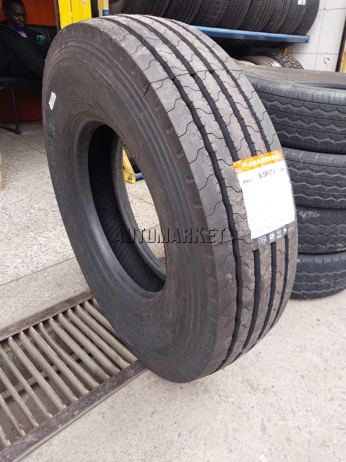 9.5R17.5 Roadshine Truck Tyre from China