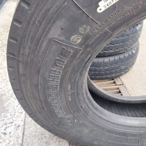 9.5R17.5 Roadshine Truck Tyre from China