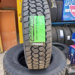 265/70R19.5 Double Road Drive Pattern Truck Tyre from China