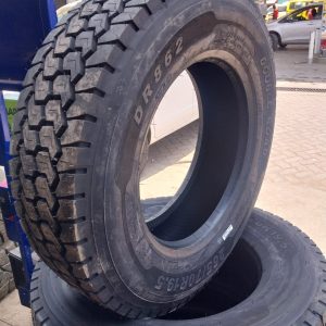 265/70R19.5 Double Road Drive Pattern Truck Tyre from China