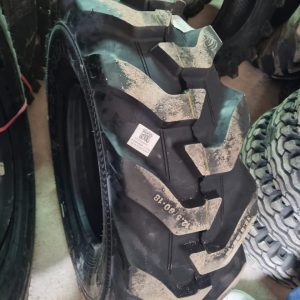 12.5/80-18 Roadhiker 14PR Industrial Tyre from China