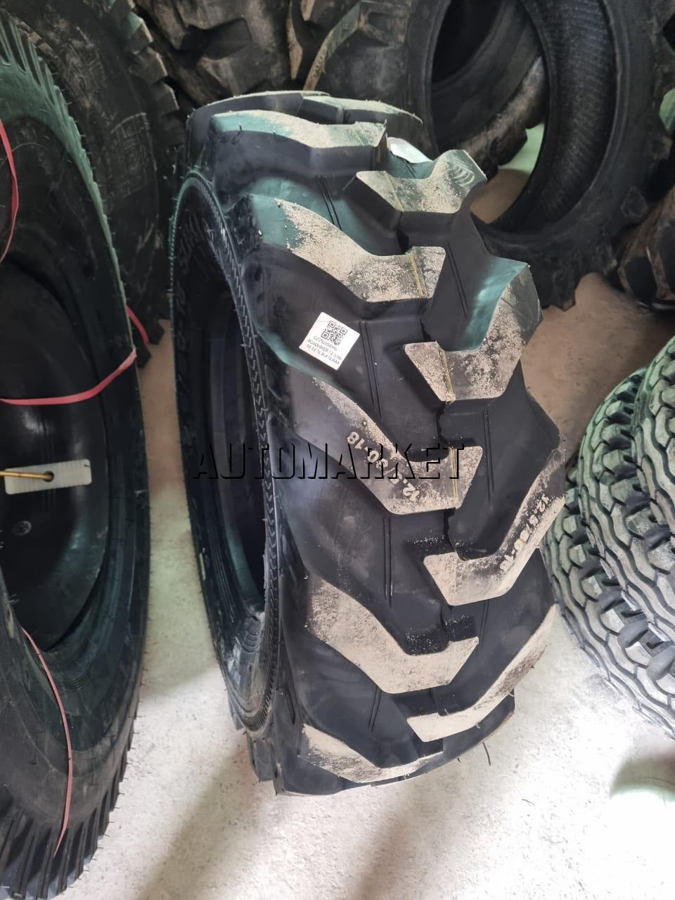 12.5/80-18 Roadhiker 14PR Industrial Tyre from China