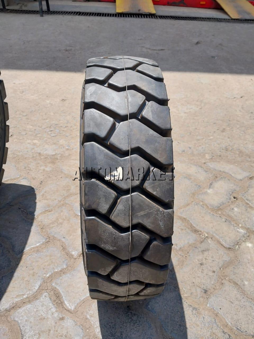 6.50-10 Maxam Solid Standard Forklift Tyre from Vietnam