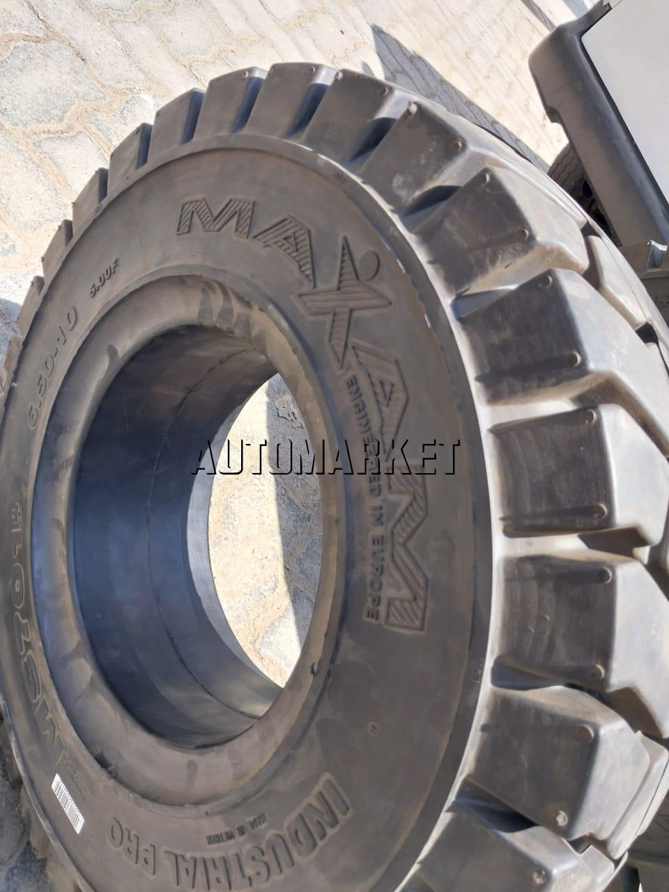 6.50-10 Maxam Solid Standard Forklift Tyre from Vietnam