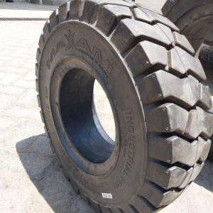 6.50-10 Maxam Solid Standard Forklift Tyre from Vietnam