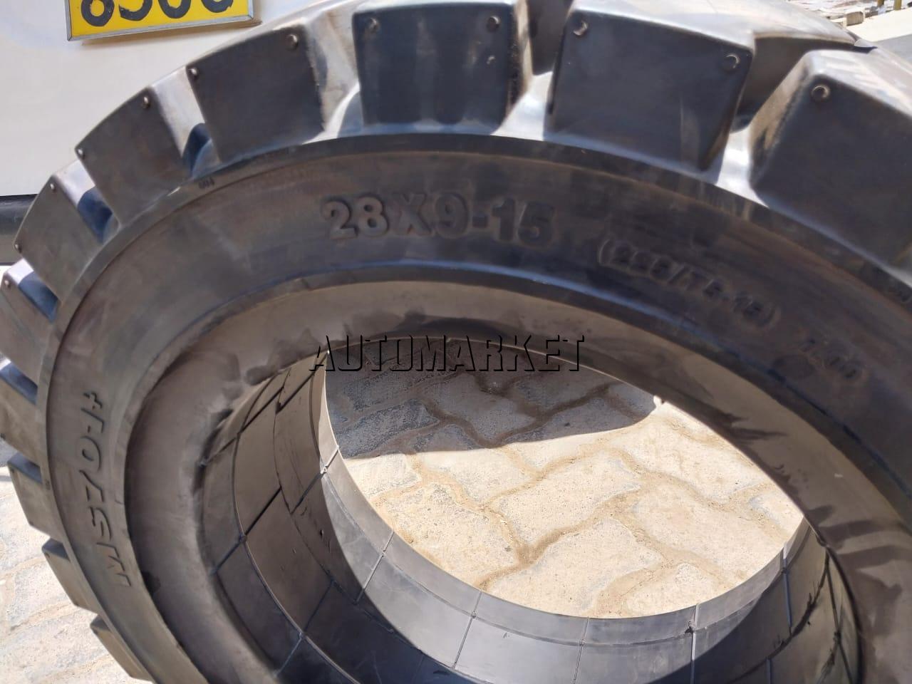 28×9-15 (8.15-15) Maxam Solid Forklift Tyre